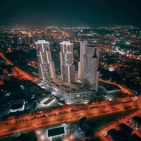 Daire 36th Floor - Skyline Corner 320 *